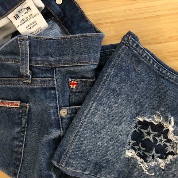 Hudson Muse Cropped Jeans with Distressed ripped Knees Star patches raw hem 27 - Picture 3 of 6